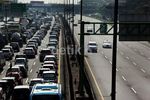 Tol Cikampek Macet Hingga 11 Km