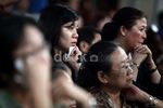 Jalan Salib Peringati Paskah di Gereja Katedral
