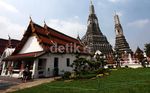 Wat Arun, Si Megah di Tepi Sungai Chao Phraya