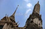 Wat Arun, Si Megah di Tepi Sungai Chao Phraya
