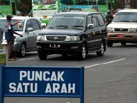 Arah Puncak dari Ciawi Padat, Ini Jadwal Buka Tutup Jalur