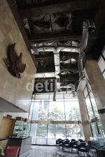 Platfon Lobi Gedung KPK Ambrol