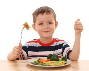 Makanan yang Dibutuhkan Si Kecil untuk Tumbuh Kembang Optimal
