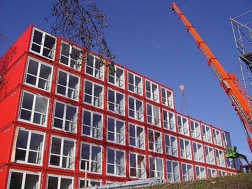 6 Bentuk Rumah & Kantor dari Kontainer yang Unik