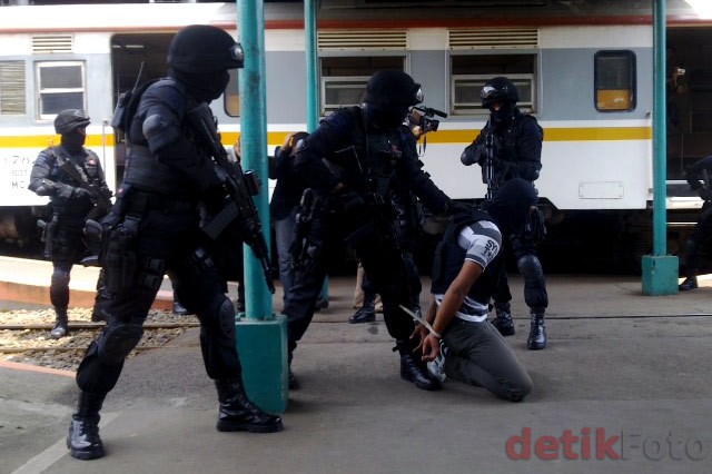 Masyarakat Mengeluh Soal Densus, Komisi III Jadwalkan Kunjungi Poso & Bima