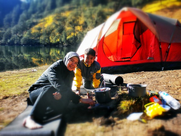 Гора кохош хакасия. Парашютный ранец. Daniel camping once a month. Daniel camping once a month. Daniel camping once a month.