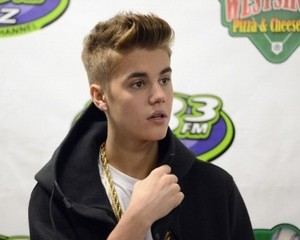 Justin Bieber Dituduh Ludahi Wajah Tetangganya