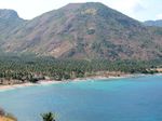 Pantai Lombok Terlihat Sangat Cantik dari Bukit Ini