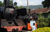 Lokomotif uap yang selama ini dipakai untuk menarik rangkaian KA wisata uap Ambarawa adalah lok uap seri B 25 dan B 51. Arbi Anugrah/detikcom.