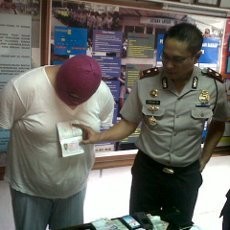 Buronan di Dunia Maya Ini Jadi Penipu Gara-gara Galau