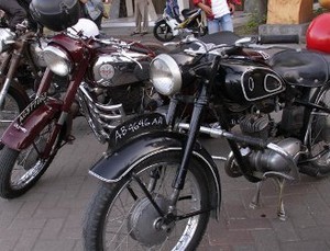 Merawat Motor Klasik Itu Tidak Sulit dan Mahal