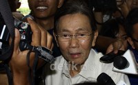 Kwik tak banyak memberi penjelasan perihal pemeriksaan dirinya. Ia mengaku, kehadirannya untuk memberikan kesaksian. Ramses/detikFoto.