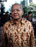 KPK Periksa Ignatius Mulyono