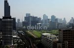 Langit Bangkok Dipenuhi Gedung Tinggi