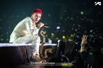 Gaya Swag G-Dragon di Konser Solo Perdananya
