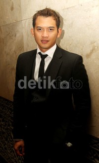 Rezky Aditya saat ditemui di acara Panasonic Gobel Awards 2013 akhir pekan lalu. Gus Mun/detikHOT.