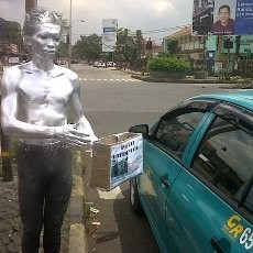 Pengemis Peduli Berdandan Silverman Kepung Bandung