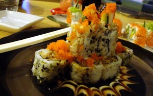 Kekenyangan Sushi Gaya Selebriti dan California