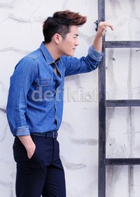 Penyanyi kelahiran 5 Juli 1983 itu mempromosikan lagunya 'Sarangheyo' yang berduet dengan Sule.