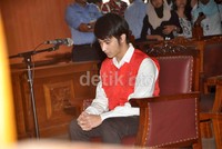 Menurut Eza, dakwaan itu belum bisa membuktikan apa-apa.