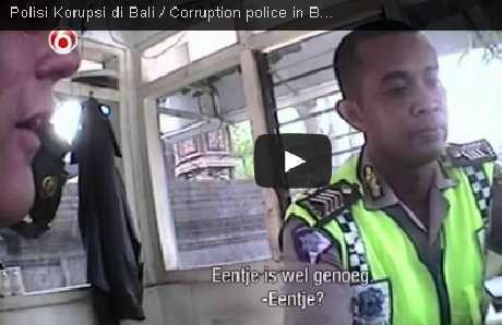 Polisi Penilang dan Ajak Damai Bule di Youtube Anggota Polres Badung