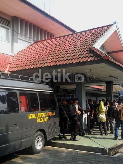 SBY Apresiasi Hasil Investigasi Kasus Penyerangan LP Cebongan SBY Apresiasi Hasil Investigasi Kasus Penyerangan LP Cebongan