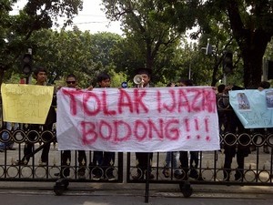 Korban Ijazah Palsu FH Unas Mengadu ke Jokowi