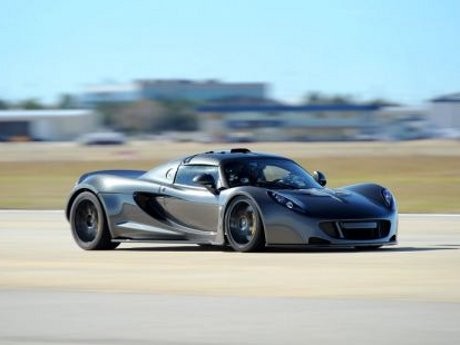 Rekor Mobil Tercepat Sejagat Terpecahkan