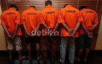 Polisi berhasil menangkap 7 tersangka perampokan ini.
