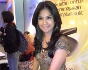Resep Cantik Annisa Pohan Tanpa Harus Pergi ke Salon