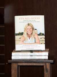 Gwyneth Paltrow memberi judul 'It's All Good: Delicious, Easy RecipesThat Will Make You Look Good and Feel Great' untuk buku barunya. Jason Merritt/Getty Images/AFP.