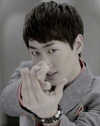 Rambut Eunhyuk kembali ke warna normal untuk 'SPY'. (SME)