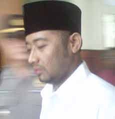 Rois, Pelaku Kerusuhan Sampang Dituntut 2 Tahun