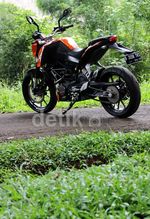 Tampang Garang KTM Duke 200