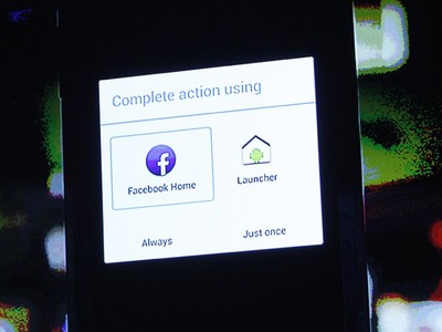 Mark Zuckerberg Bangun Facebook Home