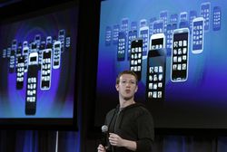 Mark Zuckerberg Bangun Facebook Home