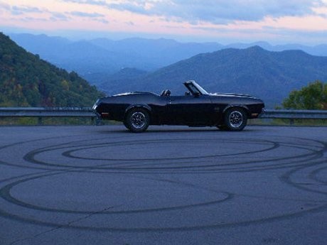 Ajari Murid Main Offroad, Instruktur Mengemudi Ditangkap