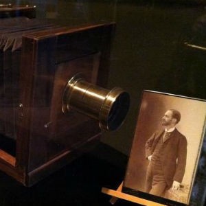 Melongok Harta Karun di Museum Fotografi Tertua