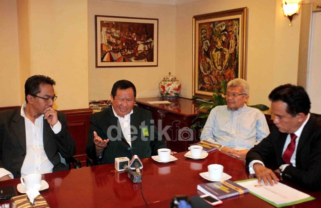 Susno-Yusril Makin Solid