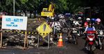 Jalan KH Noer Ali Mulai Diperbaiki