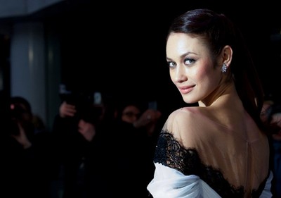Keanggunan Olga Kurylenko