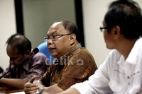 Erizal memberikan keterangan pers terkait Musyawarah Olahraga Provinsi (Musorprov) X KONI DKI Jakarta.