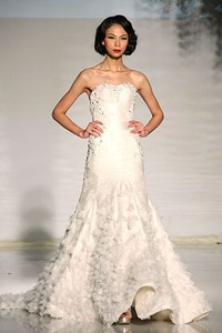 Jakarta, Indonesia - 04 April 2013. Andreas Odang Sweet Love. Bazaar Wedding Exhibition 2013 at Ballroom Hotel Ritz Carlton. Pacific Place. Jakarta. [Foto: Mohammad Abduh/Wolipop]