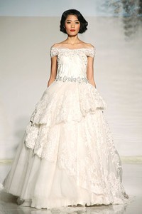 Jakarta, Indonesia - 04 April 2013. Andreas Odang Sweet Love. Bazaar Wedding Exhibition 2013 at Ballroom Hotel Ritz Carlton. Pacific Place. Jakarta. [Foto: Mohammad Abduh/Wolipop]