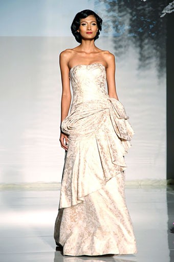 Jakarta, Indonesia - 04 April 2013. Andreas Odang Sweet Love. Bazaar Wedding Exhibition 2013 at Ballroom Hotel Ritz Carlton. Pacific Place. Jakarta. [Foto: Mohammad Abduh/Wolipop]