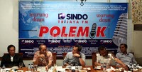 Diskusi tersebut juga menghadirkan anggota Komisi III DPR RI, Syarifuddin Sudding dan pengamat Ikrar Nusa Bhakti.