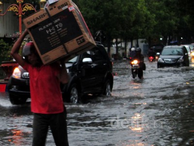 Hujan 3 Jam, Bojonegoro Tergenang