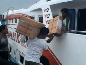 Naskah UN untuk Bawean Dikapalkan