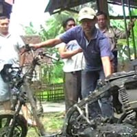 Kepergok Selingkuh dengan Istri Tokoh, Zaini Babak Belur