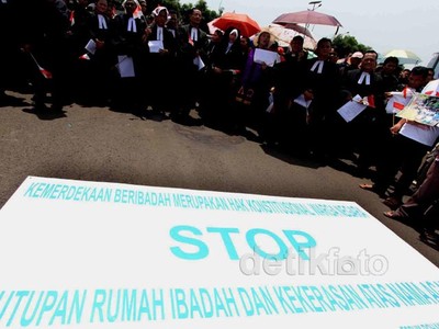 Puluhan Rohaniwan Datangi DPR